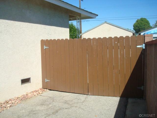 9836 Rincon Ave, Pacoima, CA 91331 photo 15