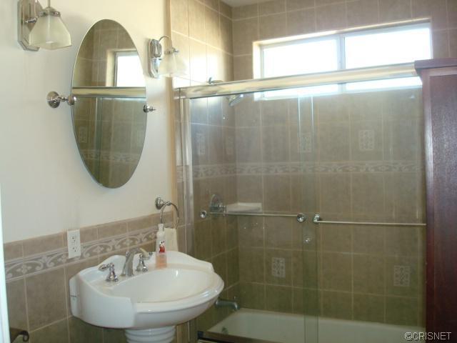 9836 Rincon Ave, Pacoima, CA 91331 photo 10