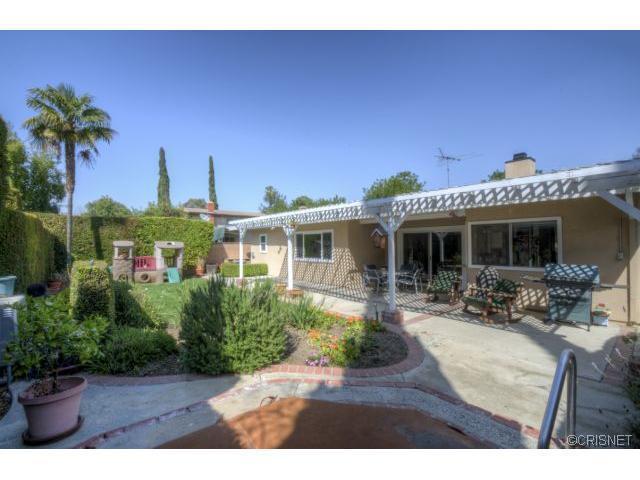 6851 Petit Ave, Van Nuys, CA 91406 photo 13