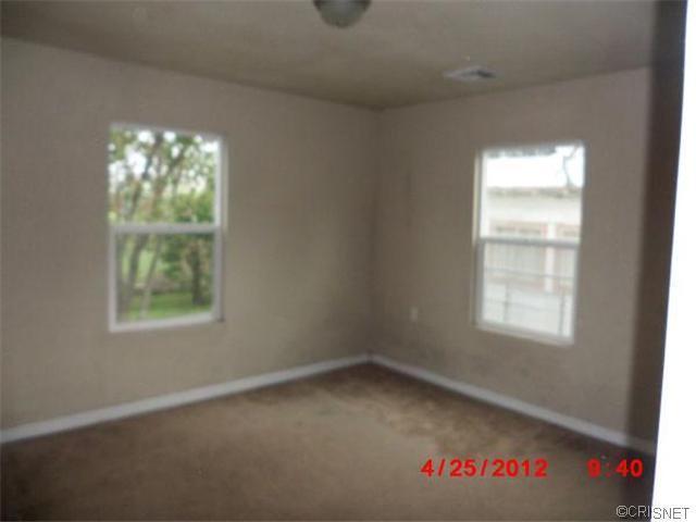 417 Carson St, Planada, CA 95365 photo 2