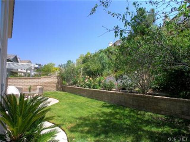 28440 Calex Dr, Valencia, CA 91354 photo 19