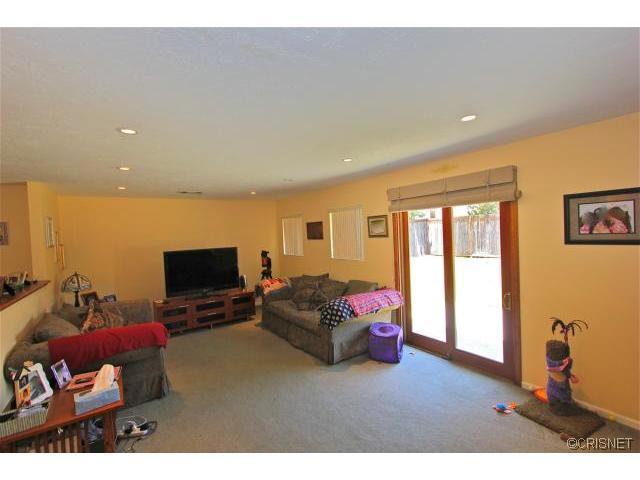 2215 Rosecrans St, Simi Valley, CA 93065 photo 3