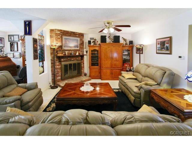 7727 Mason Ave, Winnetka, CA 91306 photo 3