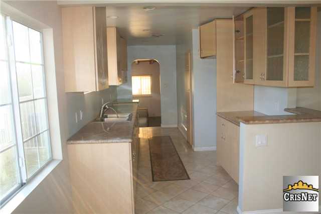 7003 Murietta Ave, Van Nuys, CA 91405 photo 2