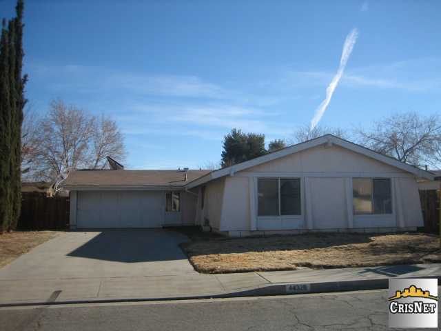 44328 Gingham Ave, Lancaster, CA 93535 photo 1