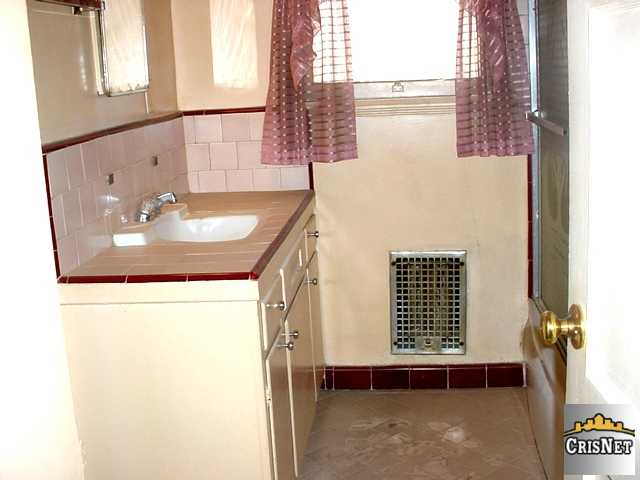 7756 Case Avenue, Sun Valley, OUTSIDEUSA 91352 photo 5
