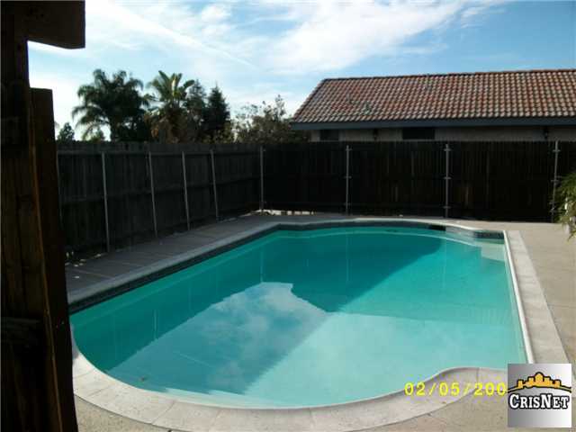 4605 Howard St, Montclair, CA 91763 photo 2