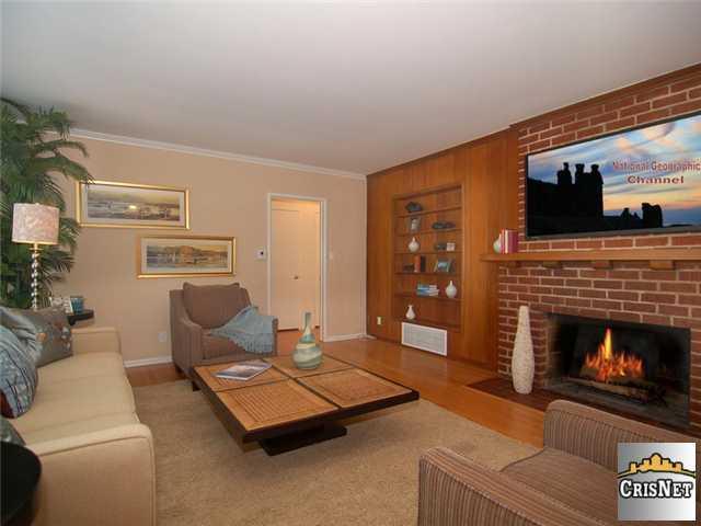 6958 Chisholm Ave, Van Nuys, CA 91406 photo 3