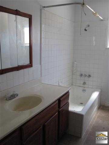 19100 Ingomar St, Reseda, CA 91335 photo 7