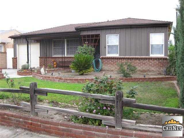 2142 N Frederic St, Burbank, CA 91504 photo 1