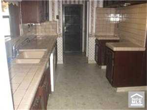 5271 E Patterson St, Long Beach, CA 90815 photo 3