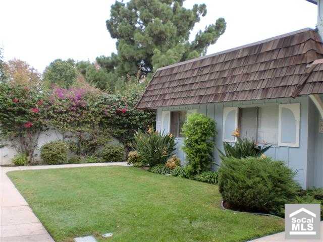 4064 Larwin Ave, Cypress, CA 90630 photo 1