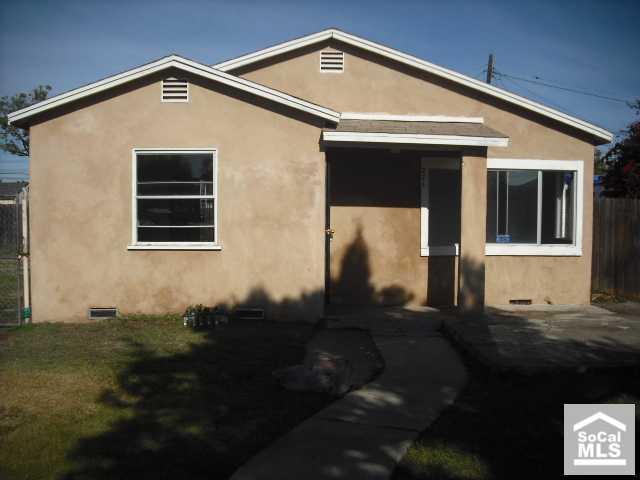 271 E Heath Ln, Long Beach, CA 90805 photo 1
