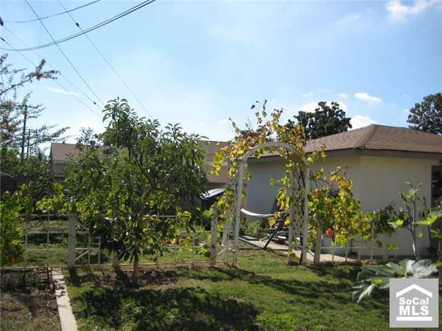 1216 E Monroe Ave, Orange, CA 92867 photo 4