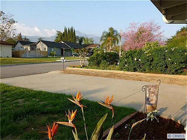 35055 N Comberton St, Yucaipa, CA 92399 photo 1