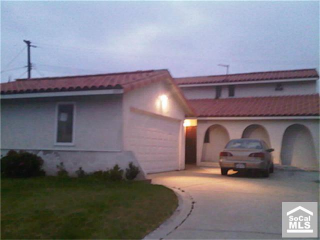 1107 E 215th Pl, Carson, CA 90745 photo 1
