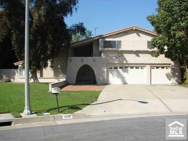 1328 Fox Dr, Fullerton, CA 92835 photo 1