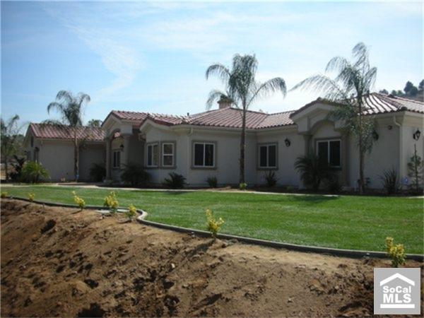 5801 Royale Pl, Riverside, CA 92506 photo 1