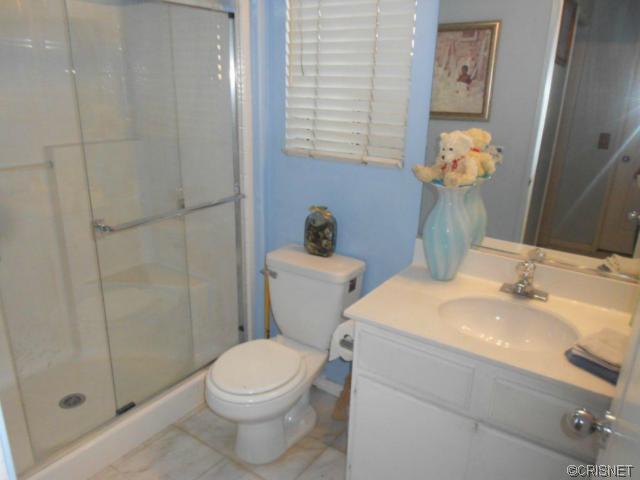 28403 Via Joyce Dr, Saugus, CA 91350 photo 10