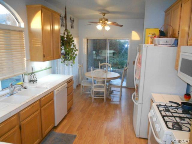28403 Via Joyce Dr, Saugus, CA 91350 photo 8