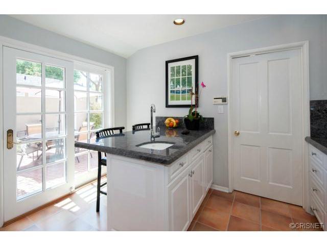 4715 Libbit Ave, Encino, CA 91436 photo 8