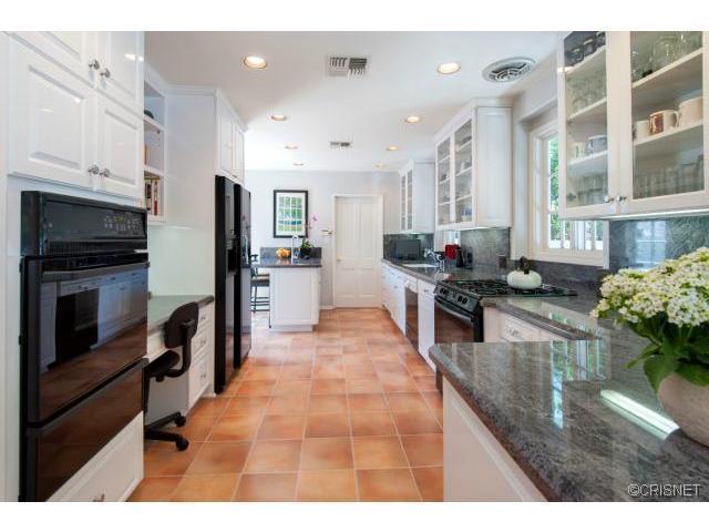 4715 Libbit Ave, Encino, CA 91436 photo 7