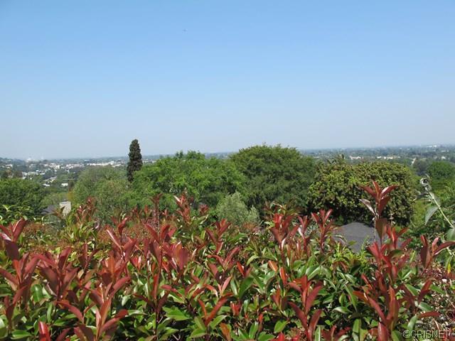 3823 Eureka Dr, Studio City, CA 91604 photo 3