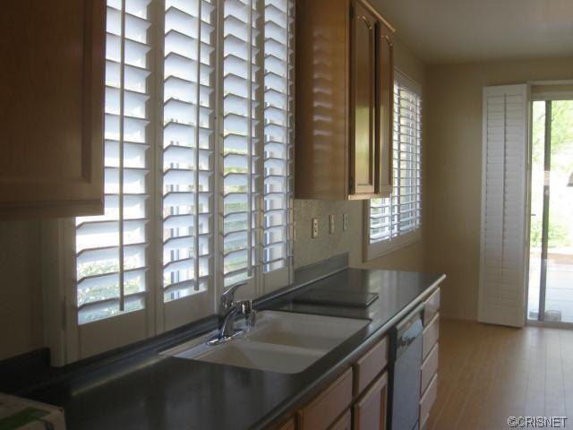 34109 Desert Rd, Acton, CA 93510 photo 5