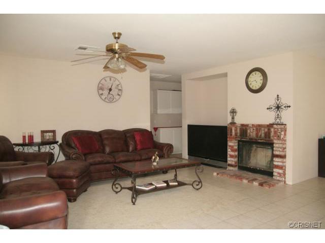 44146 Brandon Thomas Way, Lancaster, CA 93536 photo 10