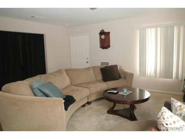 44146 Brandon Thomas Way, Lancaster, CA 93536 photo 8