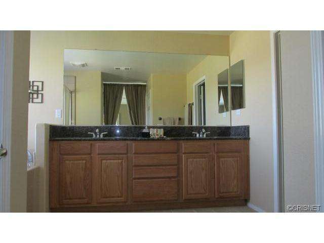 20051 Holly Dr, Santa Clarita, CA 91350 photo 21