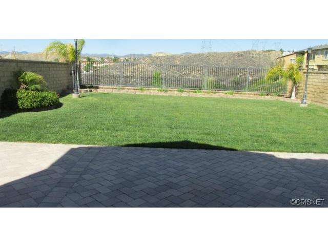 20051 Holly Dr, Santa Clarita, CA 91350 photo 28