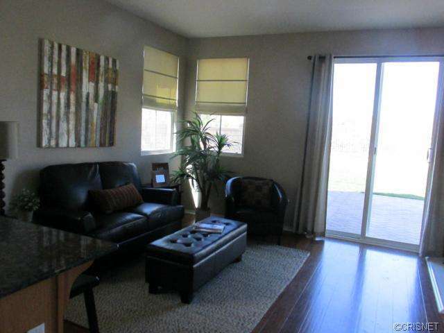 20051 Holly Dr, Santa Clarita, CA 91350 photo 11