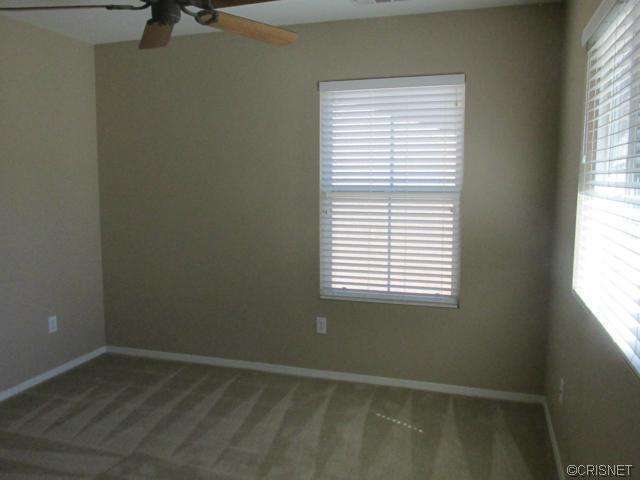 20051 Holly Dr, Santa Clarita, CA 91350 photo 26