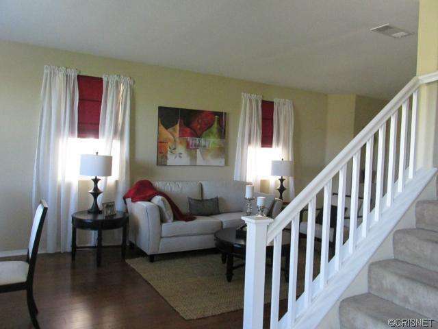 20051 Holly Dr, Santa Clarita, CA 91350 photo 14