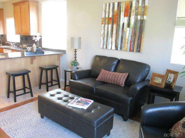 20051 Holly Dr, Santa Clarita, CA 91350 photo 6