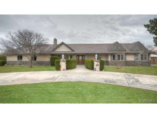 43642 35th St, Lancaster, CA 93535 photo 1