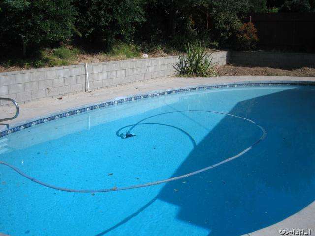 472 Appleton Rd, Simi Valley, CA 93065 photo 3