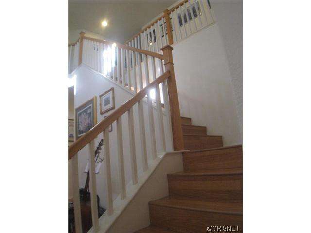 28524 Calex Dr, Valencia, CA 91354 photo 8