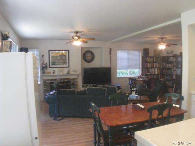 28524 Calex Dr, Valencia, CA 91354 photo 5