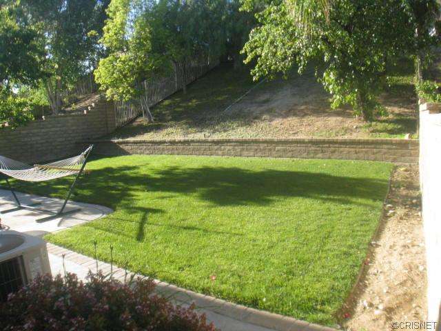 28524 Calex Dr, Valencia, CA 91354 photo 11