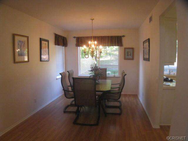 28524 Calex Dr, Valencia, CA 91354 photo 3