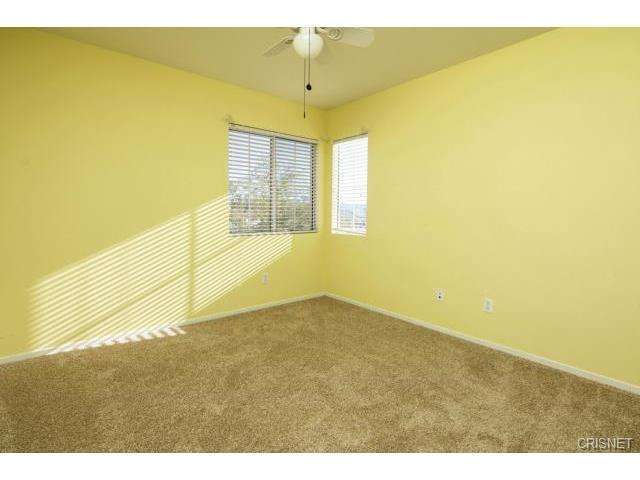 22923 Raintree Ln, Santa Clarita, CA 91390 photo 21