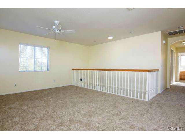 22923 Raintree Ln, Santa Clarita, CA 91390 photo 10