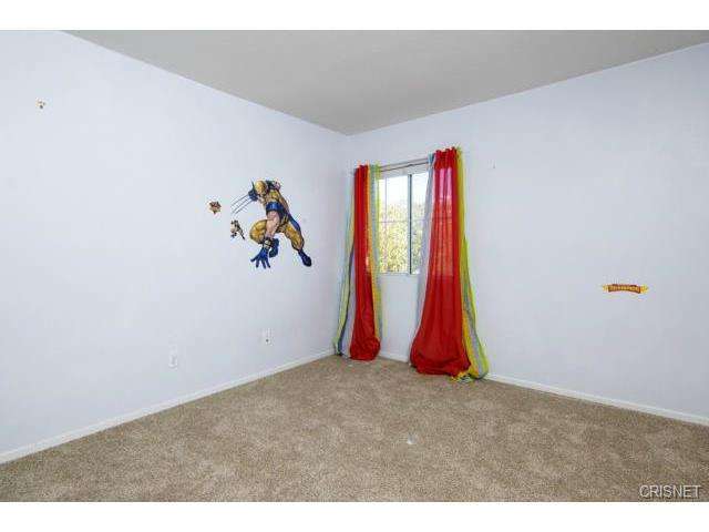 22923 Raintree Ln, Santa Clarita, CA 91390 photo 20