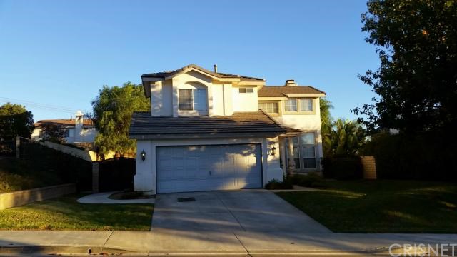 28460 Jerry Pl, Saugus, CA 91350 photo 2