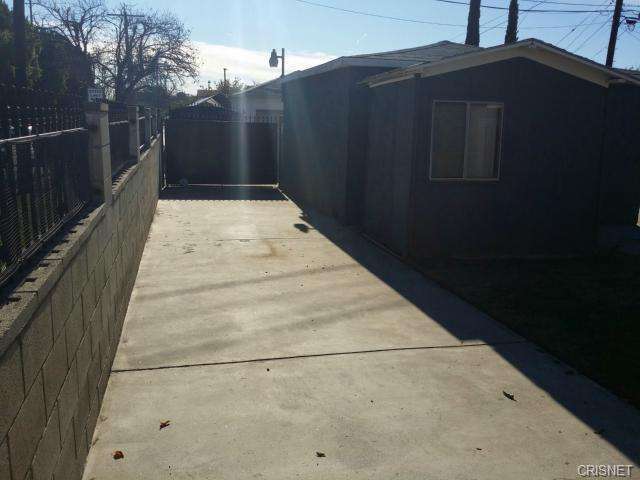 13600 Osborne St, Arleta, CA 91331 photo 12