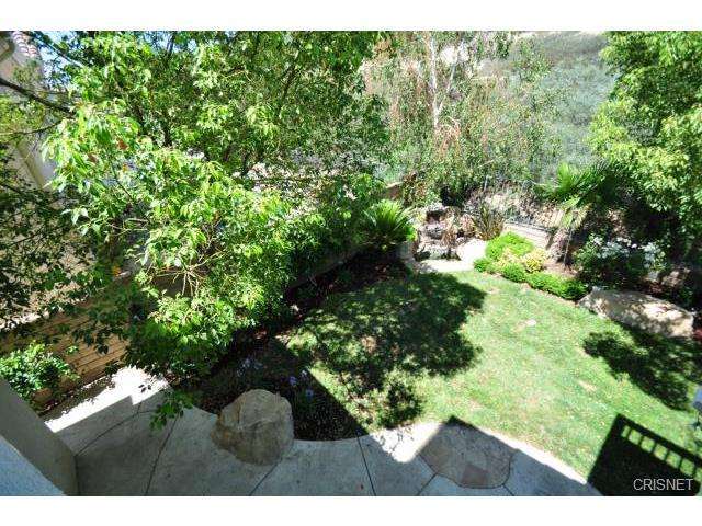 22957 Raintree Ln, Santa Clarita, CA 91390 photo 22