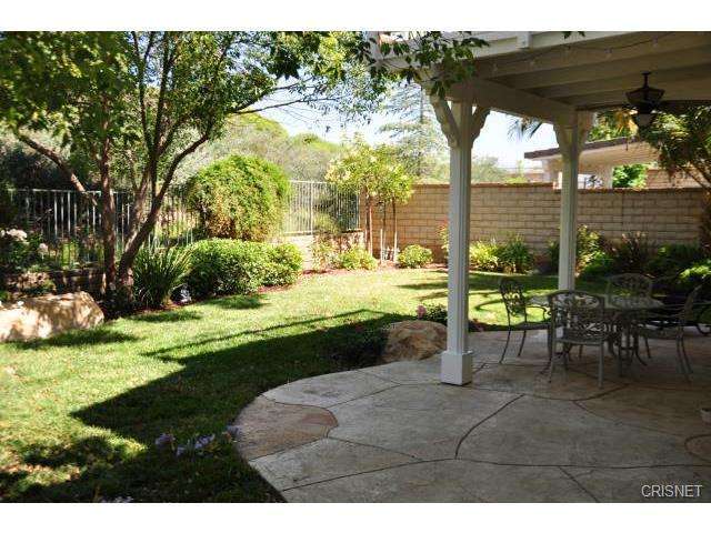 22957 Raintree Ln, Santa Clarita, CA 91390 photo 24