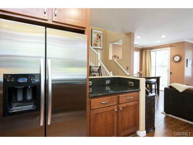 28547 Calex Dr, Valencia, CA 91354 photo 5